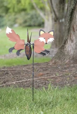 Petite Spinner - Fox -Kite Shop 25084p FoxPetiteSpinner location2